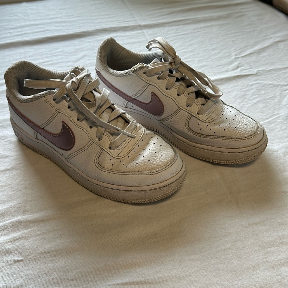 Nike Air Shoes 5Y